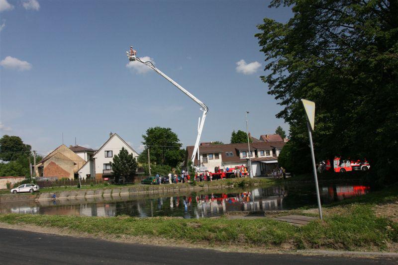 img00020.jpg