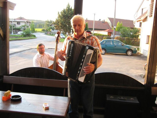 img00062.jpg