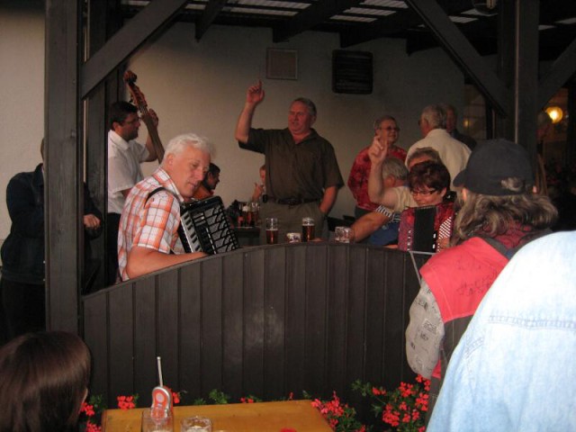 img00065.jpg