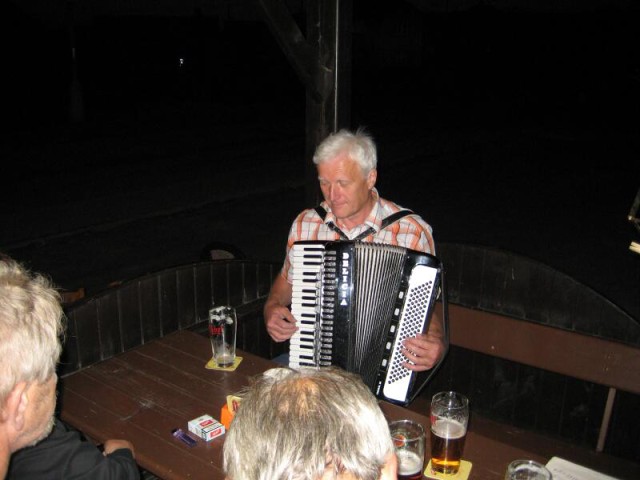 img00067.jpg